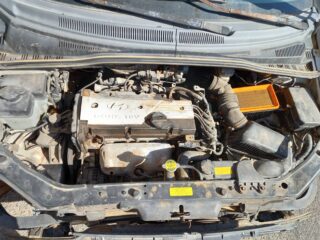 MANDO ELEVALUNAS DELANTERO IZQUIERDO HYUNDAI GETZ (TB) 1.6 GLS - fotografía 4