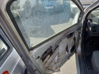 MANDO ELEVALUNAS DELANTERO IZQUIERDO HYUNDAI GETZ (TB) 1.6 GLS - fotografía 8