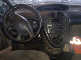 ELEVALUNAS DELANTERO DERECHO CITROEN XSARA PICASSO 2.0 HDi - fotografía 7