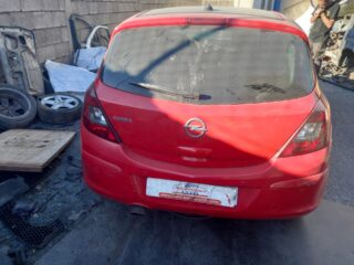 LUNA TRASERA IZQUIERDA OPEL CORSA D - fotografía 8
