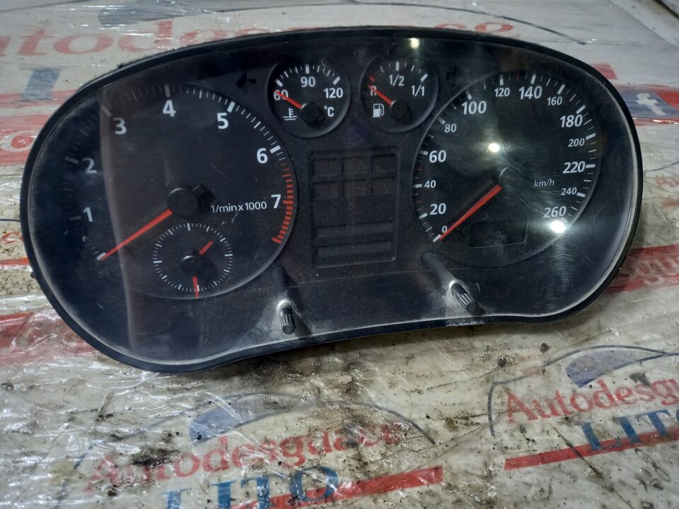 CUADRO INSTRUMENTOS AUDI A3 (8L) 1.8 Attraction