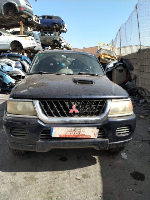REJILLA DELANTERA MITSUBISHI MONTERO SPORT (K90) 2.5 TD GLS