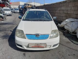 PILOTO TRASERO IZQUIERDO TOYOTA COROLLA (E12) 2.0 D-4D Linea Luna Berlina - fotografía 3