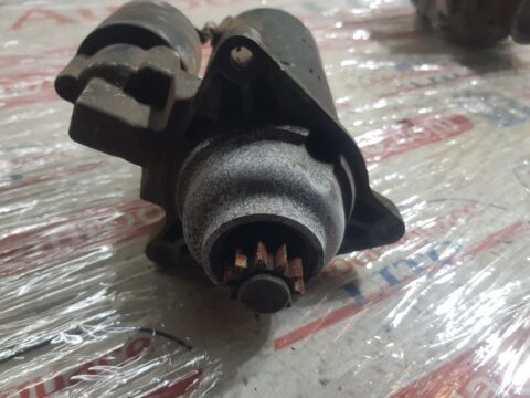 MOTOR ARRANQUE VOLKSWAGEN T4 TRANSPORTER CAMIÓNDOBLE CAB. SYNCRO Caja abierta doble cabina