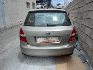 SISTEMA AUDIO RADIO CD SKODA FABIA (5J2) Style - fotografía 8
