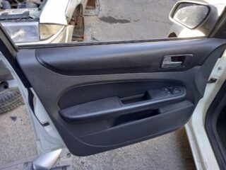 MANDO ELEVALUNAS DELANTERO DERECHO FORD FOCUS BERLINA (CAP) Ambiente (D) - fotografía 6