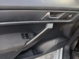 MANDO ELEVALUNAS DELANTERO DERECHO VOLKSWAGEN CADDY PROFESIONAL (SA)(03.2015) Kombi BMT - fotografía 8