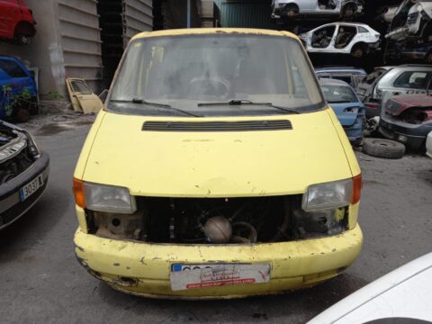 NO IDENTIFICADO VOLKSWAGEN T4 TRANSPORTER Caja cerrada Economy