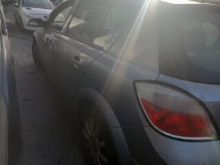 FARO DERECHO OPEL ASTRA H BERLINA Cosmo - fotografía 7