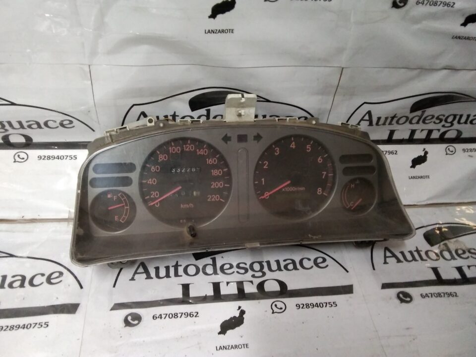 CUADRO INSTRUMENTOS TOYOTA COROLLA (E11) 1.6 Linea Luna (3-ptas.)