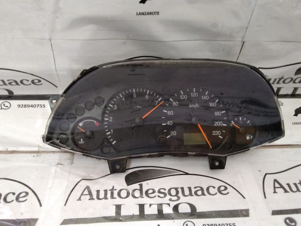 CUADRO INSTRUMENTOS FORD FOCUS BERLINA (CAK) Ambiente