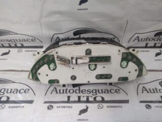 CUADRO INSTRUMENTOS FORD FOCUS BERLINA (CAK) Ghia - fotografía 2