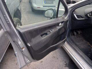 MANDO ELEVALUNAS DELANTERO DERECHO PEUGEOT 207 SW Confort - fotografía 6