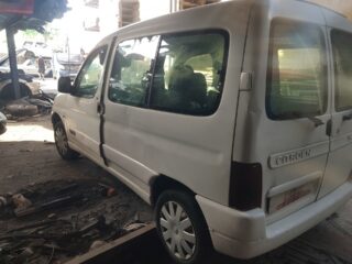 PILOTO TRASERO DERECHO CITROEN BERLINGO 1.9 D X Familiar - fotografía 8