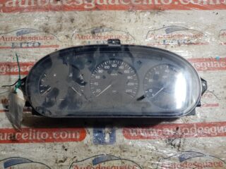 CUADRO INSTRUMENTOS RENAULT MEGANE I BERL. BERL. CON PORTÓN (BA0) 1.4e RL - fotografía 1