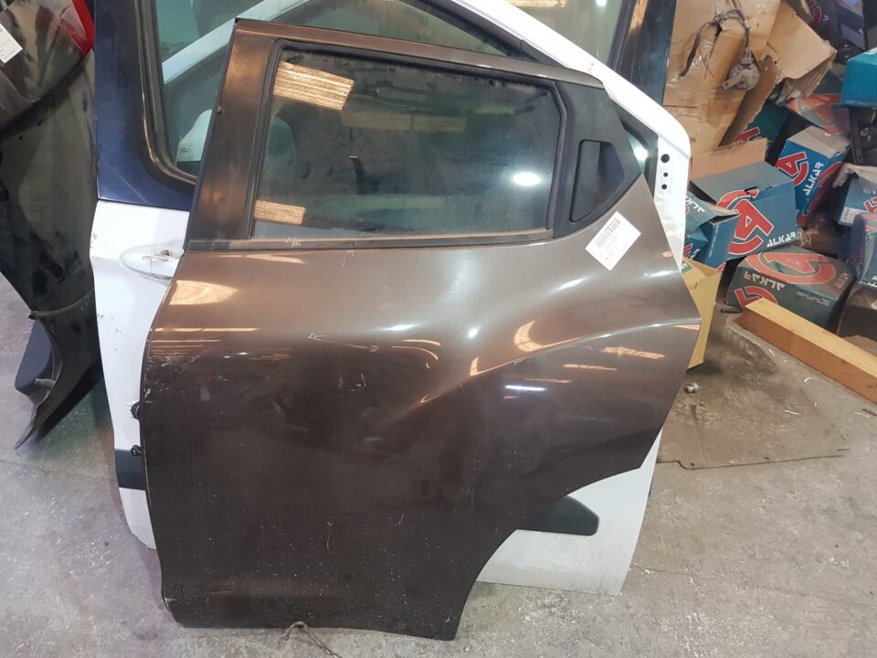 PUERTA TRASERA IZQUIERDA NISSAN JUKE (F15E) Acenta