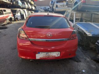 LUZ CENTRAL DE FRENO OPEL ASTRA H GTC Cosmo - fotografía 2