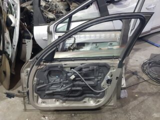 PUERTA DELANTERA DERECHA BMW SERIE 3 BERLINA (E90) 318d - fotografía 6