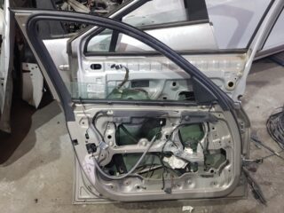 PUERTA DELANTERA IZQUIERDA BMW SERIE 3 BERLINA (E90) 318d - fotografía 4