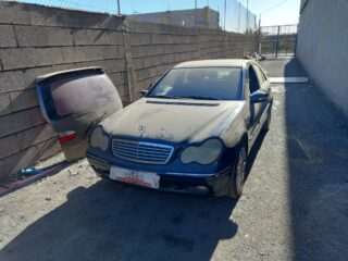 GUANTERA MERCEDES-BENZ CLASE C (BM 203) BERLINA 200 Compressor (203.045) - fotografía 4