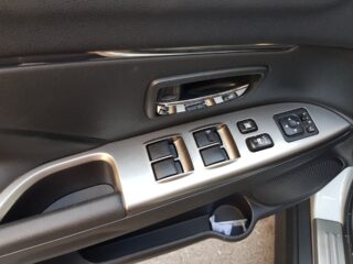 MANDO ELEVALUNAS DELANTERO IZQUIERDO MITSUBISHI ASX (GA0) - fotografía 6