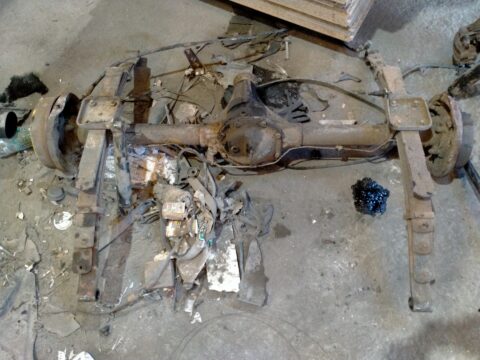PUENTE TRASERO NISSAN VANETTE CARGO (HC23) Familiar (5 asientos)