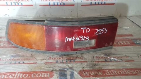 PILOTO TRASERO IZQUIERDO MAZDA 323 BERLINA (BG) GLX