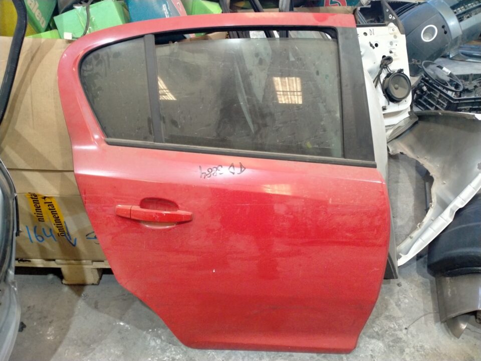 PUERTA TRASERA DERECHA OPEL CORSA D