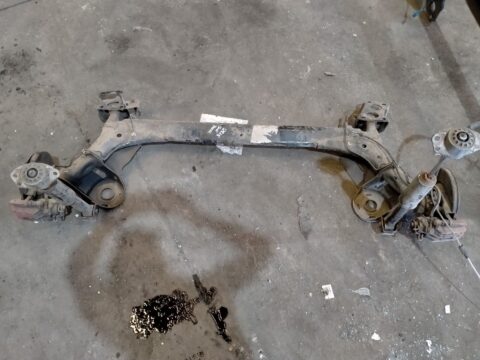 PUENTE TRASERO SEAT TOLEDO (1M2) Stella