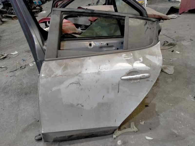 PUERTA TRASERA IZQUIERDA RENAULT MEGANE III BERLINA 5P Business
