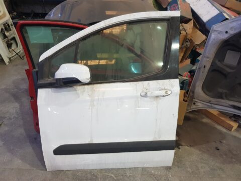 PUERTA DELANTERA IZQUIERDA FORD TRANSIT COURIER (C4A) Combi Ambiente
