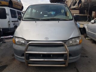 NO IDENTIFICADO TOYOTA HI-ACE Combi (9 - Plazas) - fotografía 1