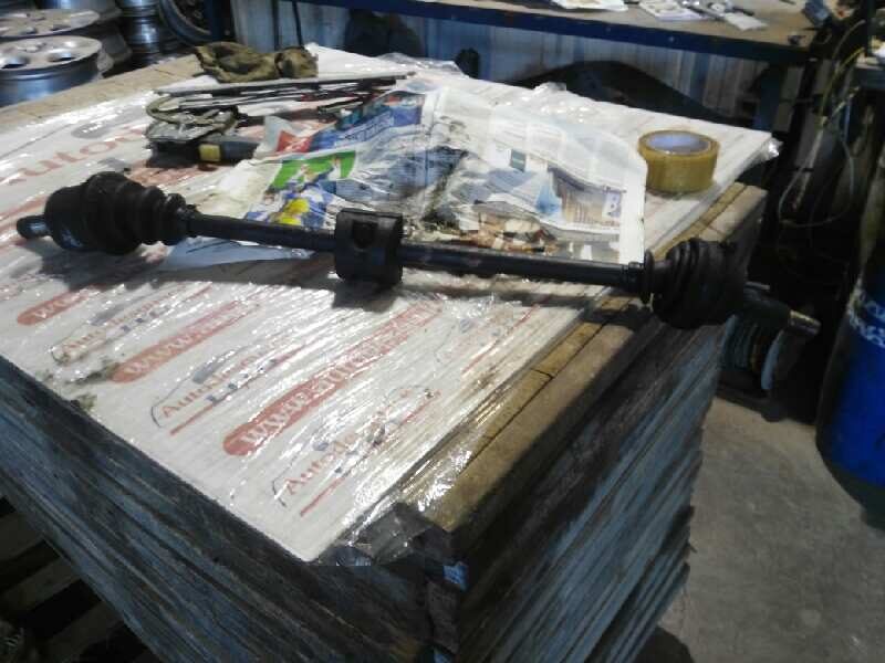 TRANSMISION DELANTERA DERECHA FORD FIESTA BERLINA