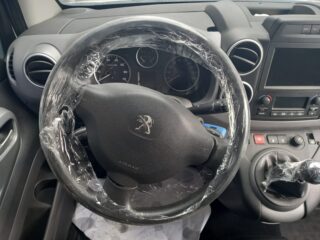 MANDO ELEVALUNAS DELANTERO DERECHO PEUGEOT - fotografía 3