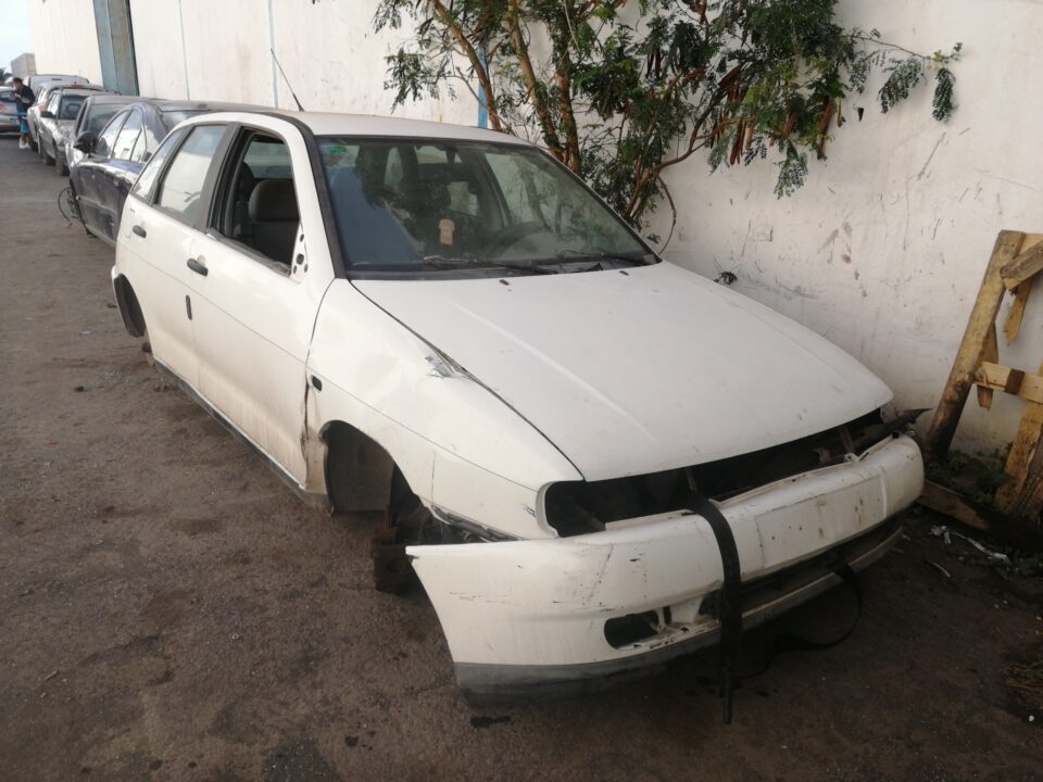 MANDO ELEVALUNAS DELANTERO DERECHO SEAT IBIZA (6K1) Básico