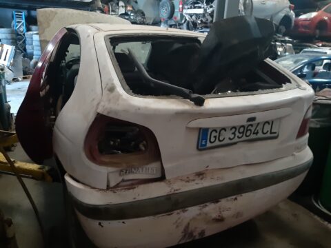 PUERTA DELANTERA DERECHA RENAULT MEGANE I FASE 2 BERLINA (BA0) 1.4 16V Authentique