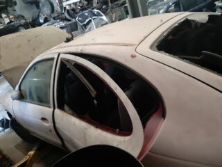 PUERTA DELANTERA DERECHA RENAULT MEGANE I FASE 2 BERLINA (BA0) 1.4 16V Authentique - fotografía 4