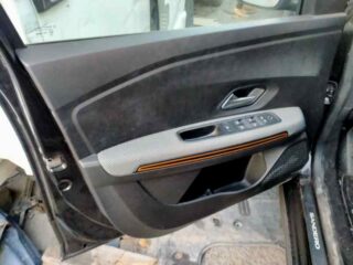 MANDO ELEVALUNAS DELANTERO IZQUIERDO DACIA SANDERO III COMFORT - fotografía 8