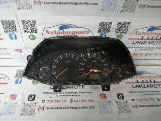 CUADRO INSTRUMENTOS FORD FOCUS BERLINA (CAK) Ghia - fotografía 1