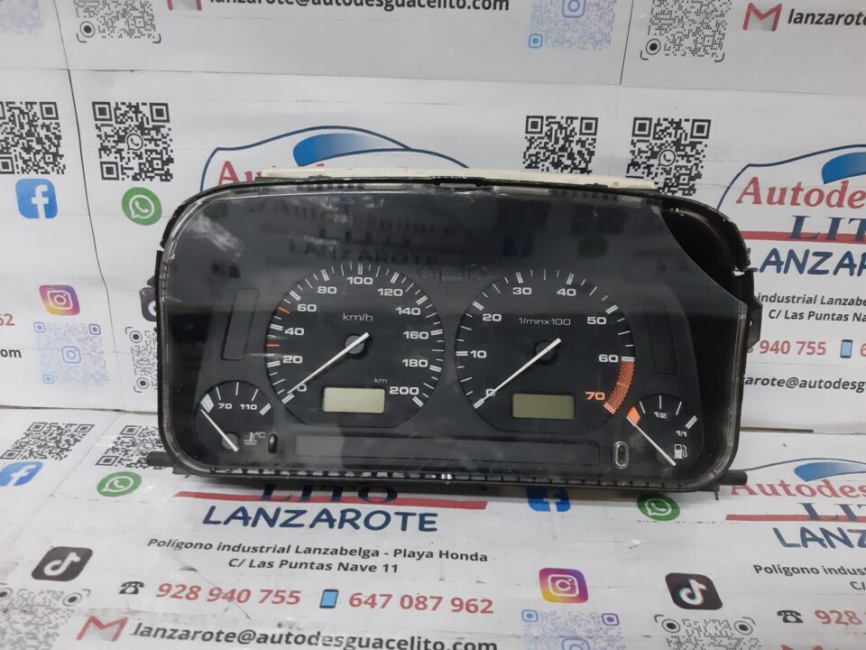 CUADRO INSTRUMENTOS VOLKSWAGEN POLO III (6N1) Concept