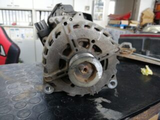 ALTERNADOR PEUGEOT - fotografía 1
