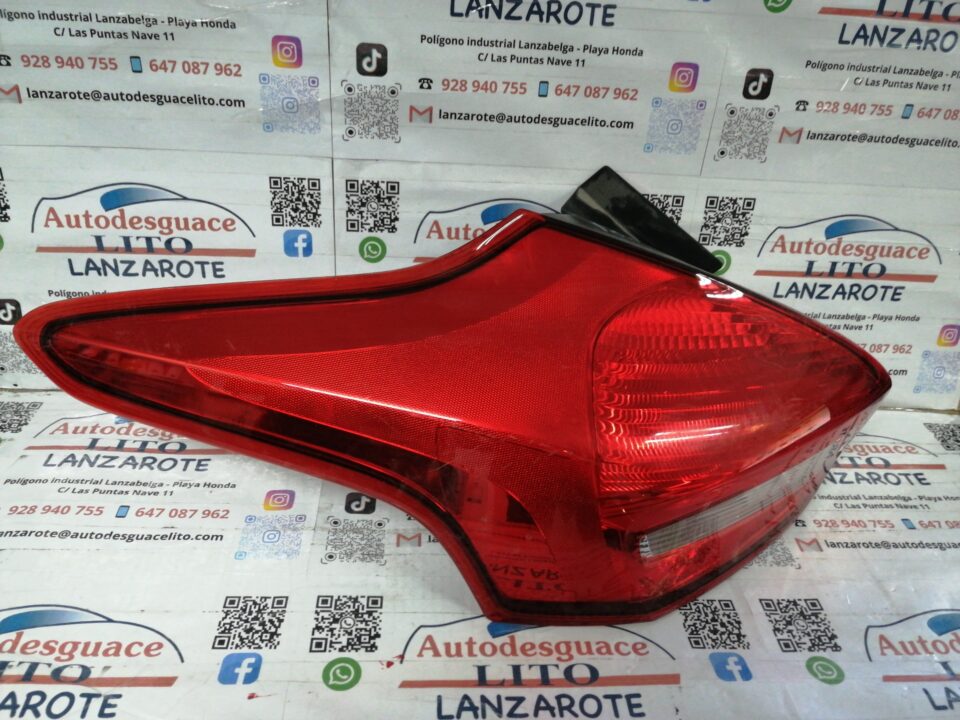 PILOTO TRASERO IZQUIERDO FORD FOCUS BERLINA (CB8)