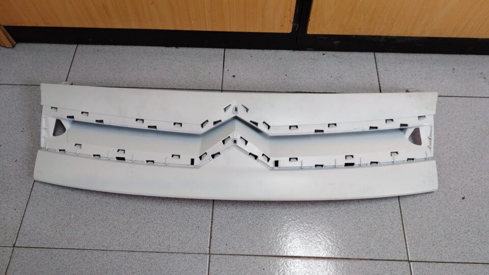 REJILLA DELANTERA CITROEN BERLINGO COMBI