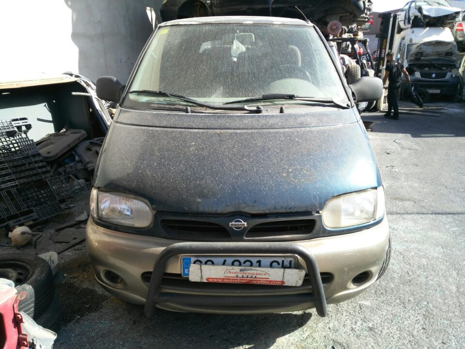 FARO DERECHO NISSAN SERENA (C23M) 2.3 SLX Diesel