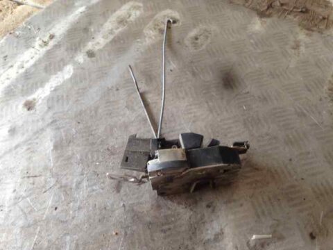 CERRADURA PUERTA DELANTERA DERECHA BMW SERIE 3 BERLINA (E36) 318i