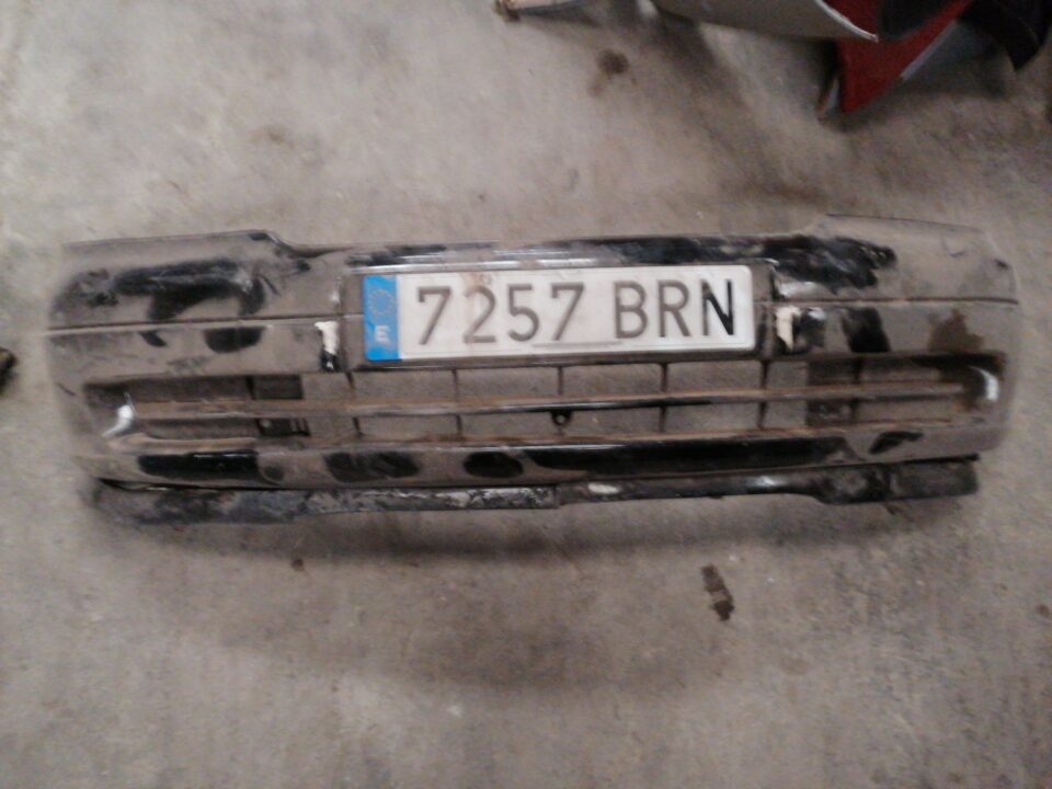 PARAGOLPES DELANTERO OPEL ASTRA G BERLINA Club