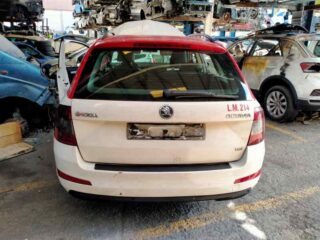 PUERTA DELANTERA IZQUIERDA SKODA OCTAVIA COMBI (5E5) Like - fotografía 7