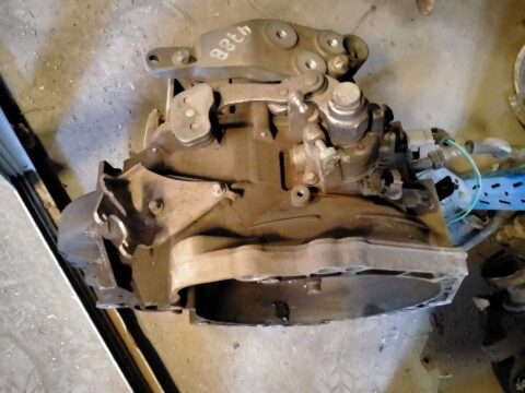 CAJA CAMBIOS OPEL CORSA E GSi