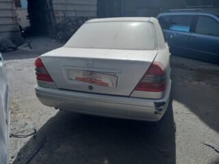 ALETA DELANTERA IZQUIERDA MERCEDES-BENZ CLASE C (BM 202) BERLINA 220 (202.022) - fotografía 8