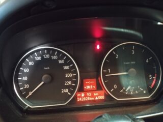 PUERTA DELANTERA DERECHA BMW SERIE 1 BERLINA (E81E87) 118d - fotografía 7